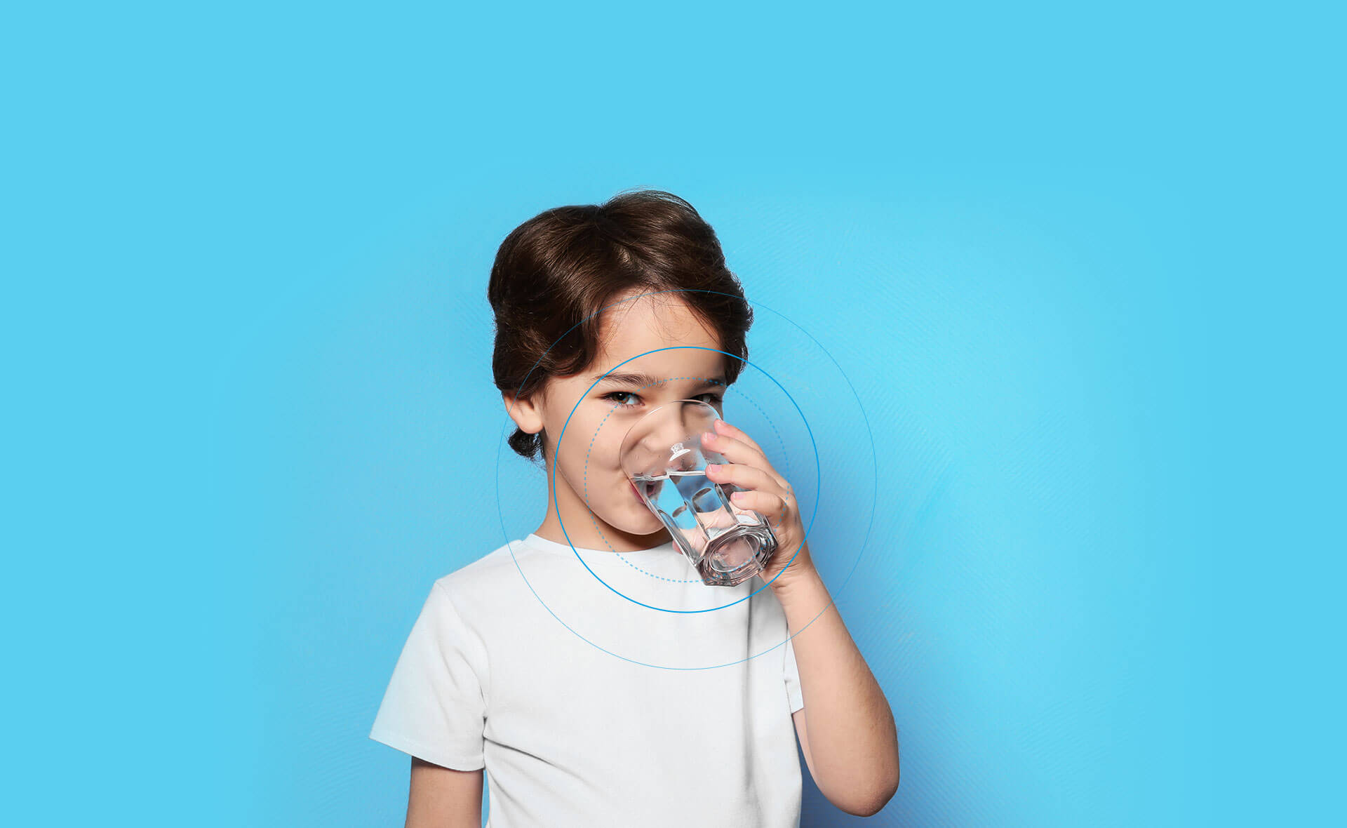 Kid drinks 2042 Water